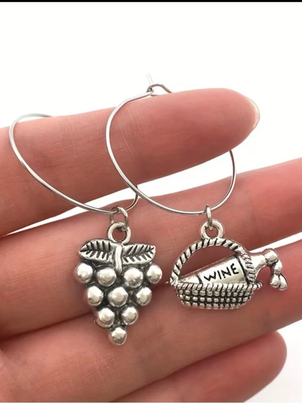 🆕 Set of 10 Wine Glass Markers Silver Wine Charm Hoop Set - 12pcs